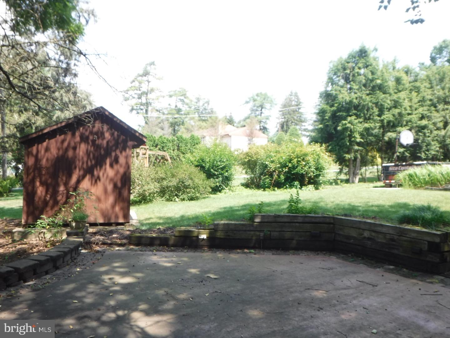 3400 Eisenbrown Road Reading, PA 19605 - Photo 5 of 25 Gallery Image 5