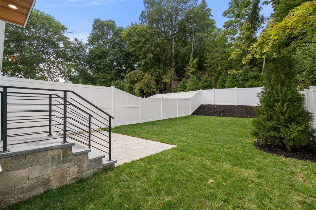 73 Cloverdale Road, Unit 73 Newton, MA 02461 - Photo 35 of 38