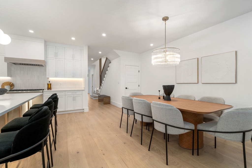 73 Cloverdale Road, Unit 73 Newton, MA 02461 - Photo 10 of 38