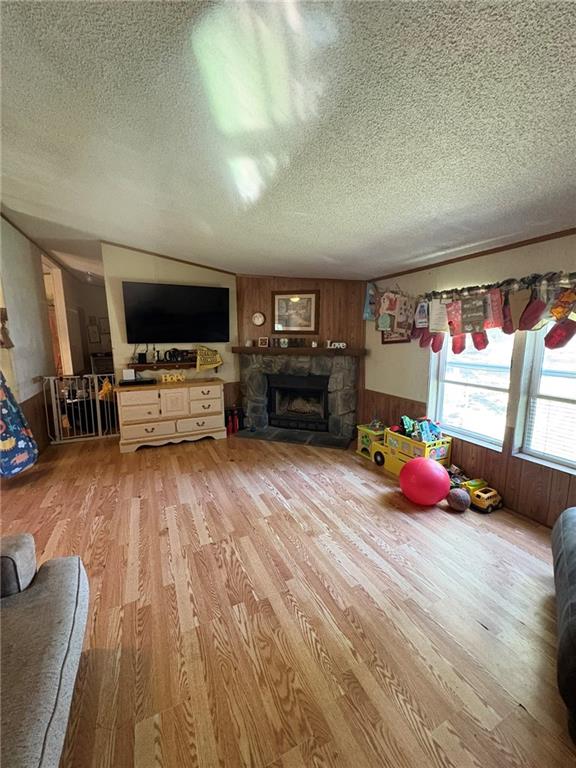 362 Hunters Lane Export, PA 15632 - Photo 3 of 17 a living room with furniture and a flat screen tv