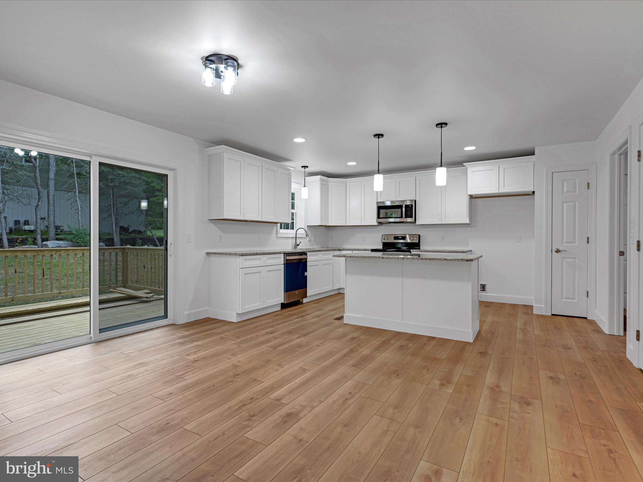 48 Ridge Street Tamaqua, PA 18252 - Photo 8 of 31 Breakfast Nook