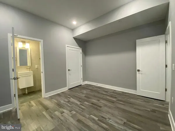 $2,400 | 623 North 36th Street, Unit 1, Philadelphia, PA 19104