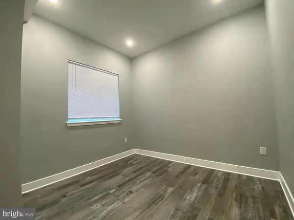 $2,400 | 623 North 36th Street, Unit 1, Philadelphia, PA 19104