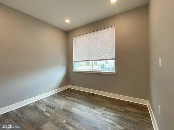 $2,400 | 623 North 36th Street, Unit 1, Philadelphia, PA 19104