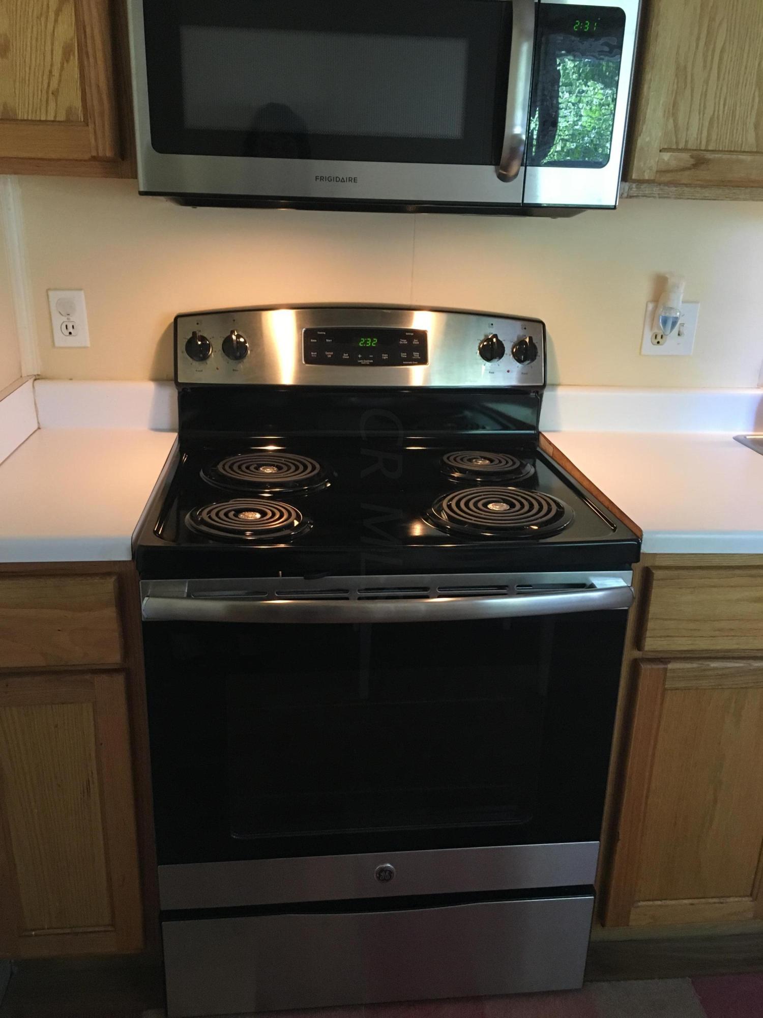526 South Hampton Road Columbus, OH 43213 - Photo 8 of 14