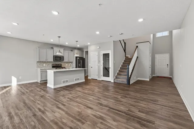 $475,000 | 7265 Zircon Court North, Maple Grove, MN 55311