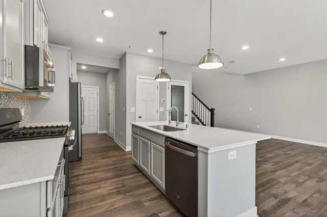 $475,000 | 7265 Zircon Court North, Maple Grove, MN 55311