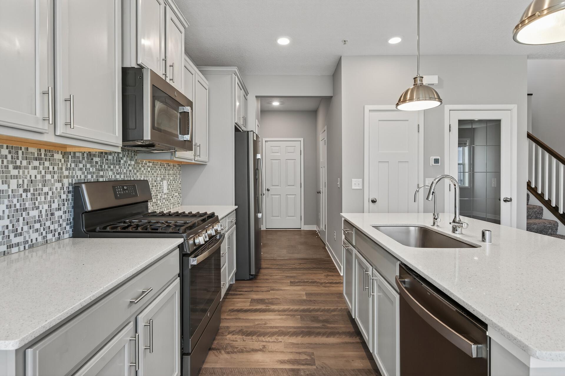 7265 Zircon Court North Maple Grove, MN 55311 - Photo 15 of 41