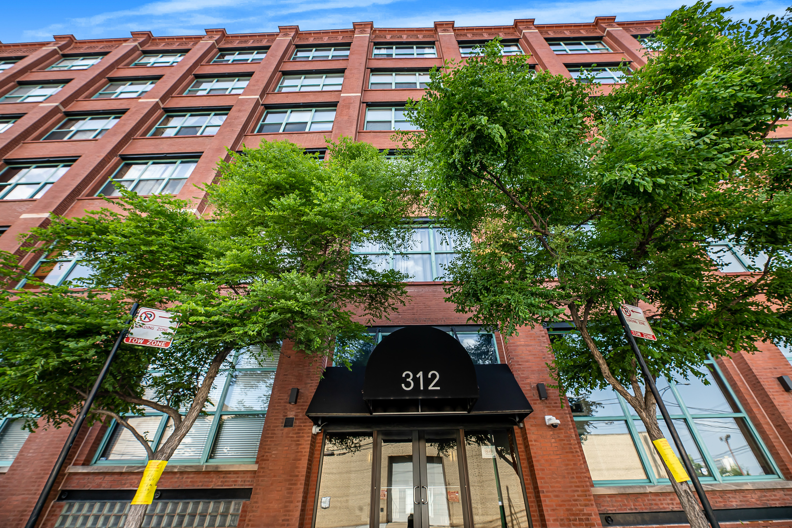 312 North May Street, Unit 5F Chicago, IL 60607 - Photo 1 of 16 front view of a building