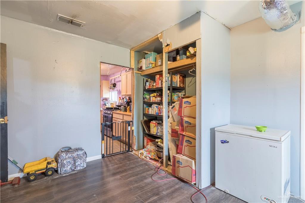 21204 North Skinner Road Edinburg, TX 78542 - Photo 6 of 16