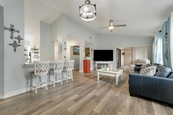 $215,000 | 3263 Perimeter Drive, Greenacres, FL 33467