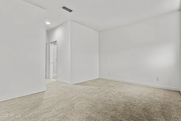 $2,700 | 325 East Coronado Road, Unit 8, Phoenix, AZ 85004