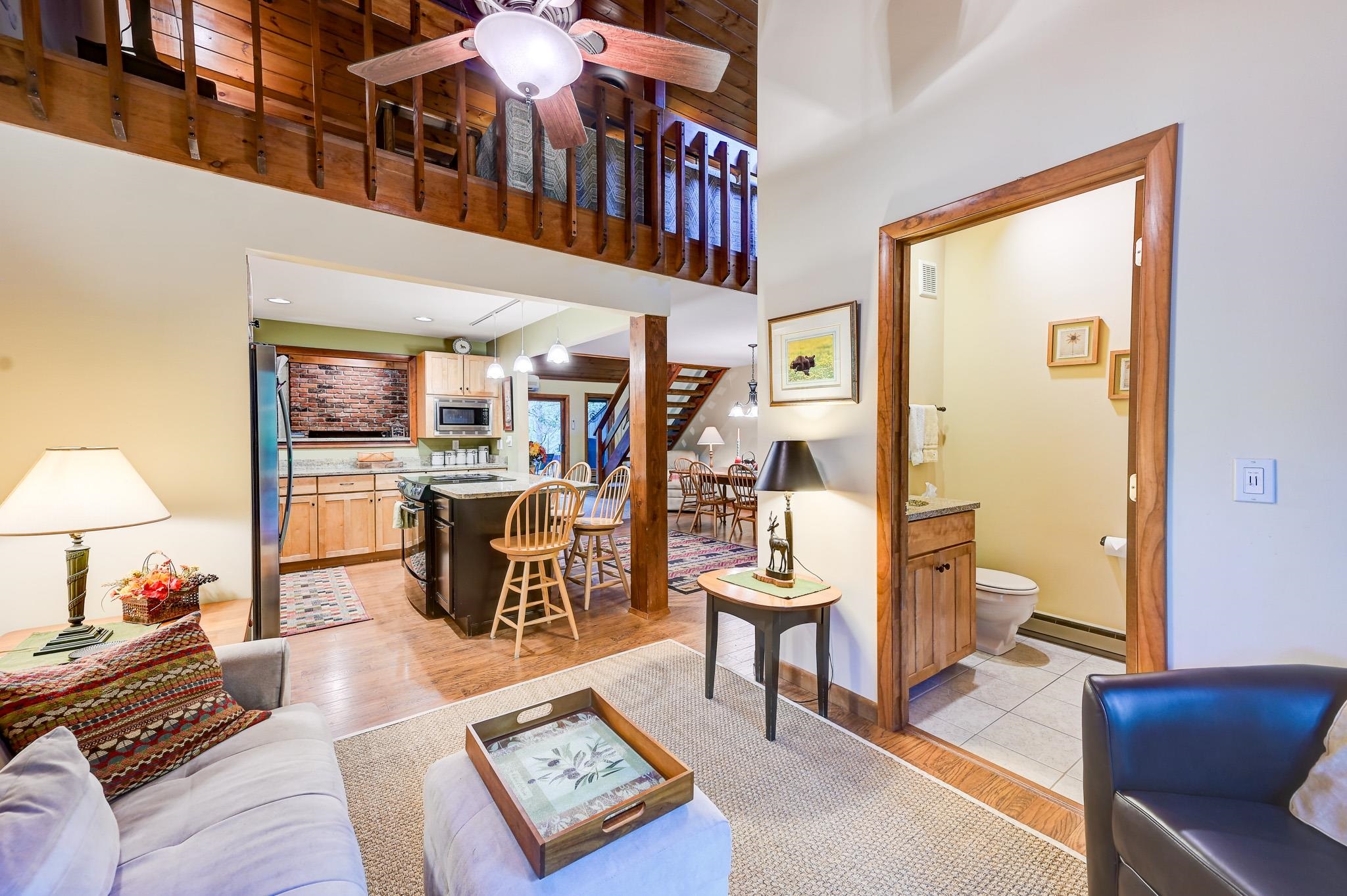 140 Stonehurst Manor Road, Unit 8A Conway, NH 03860 - Photo 3 of 32