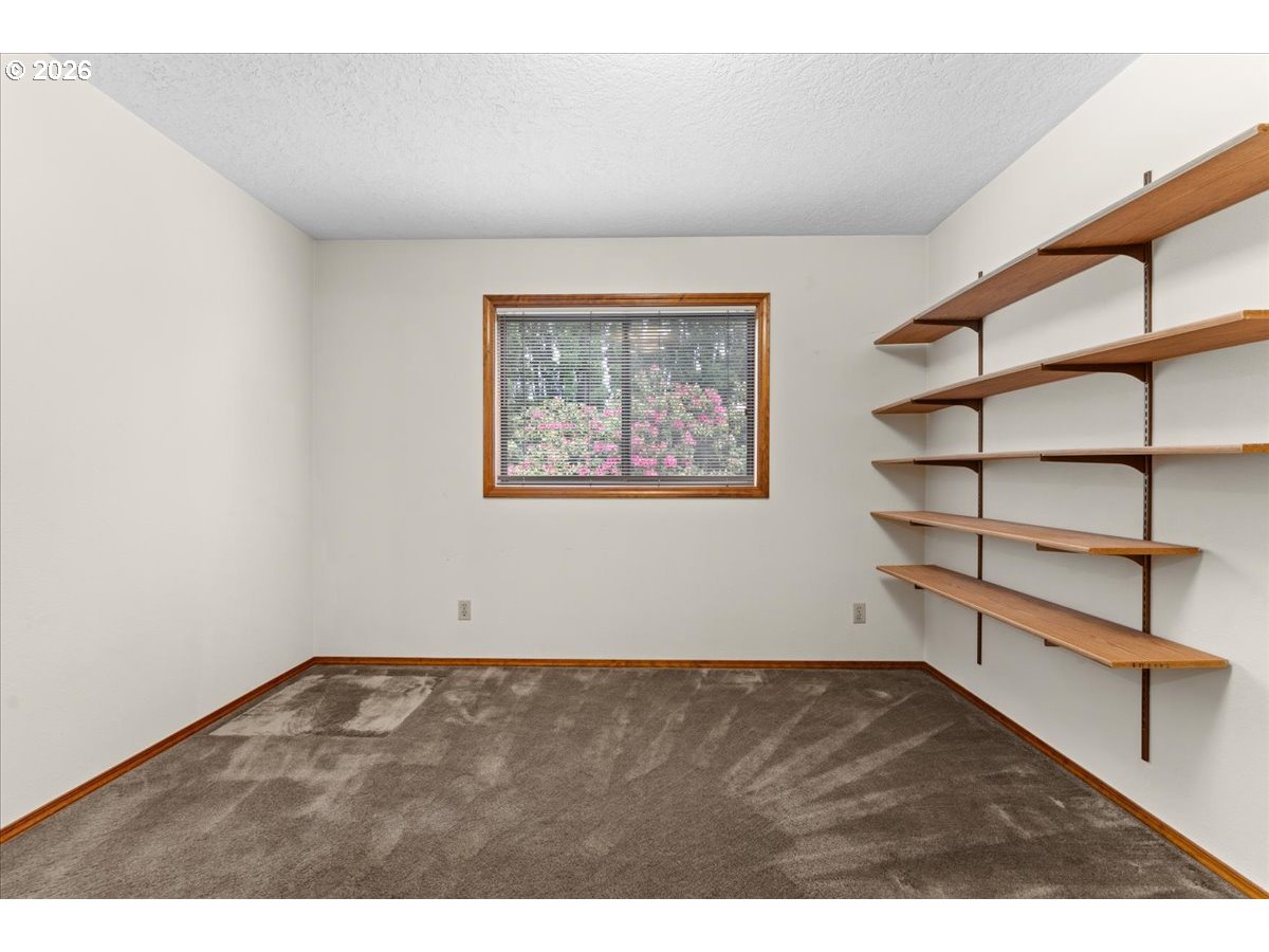 17501 Northeast Clackamas Street Portland, OR 97230 - Photo 23 of 38