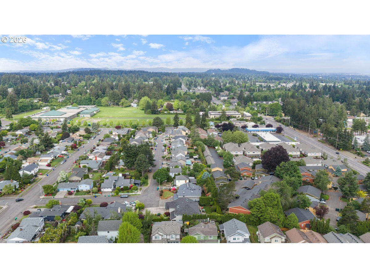 17501 Northeast Clackamas Street Portland, OR 97230 - Photo 36 of 38 a view of a city