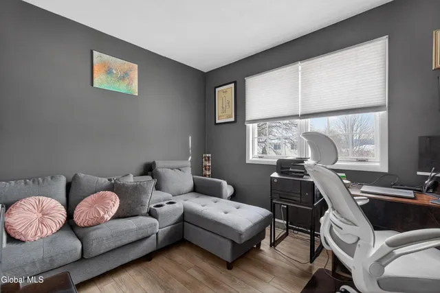 $224,900 | 7 Cindy Way, Cohoes, NY 12047