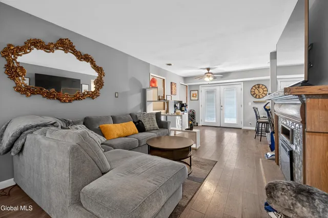 $224,900 | 7 Cindy Way, Cohoes, NY 12047