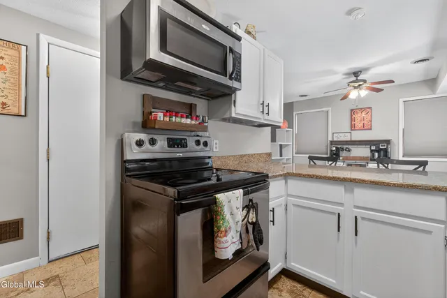 $224,900 | 7 Cindy Way, Cohoes, NY 12047