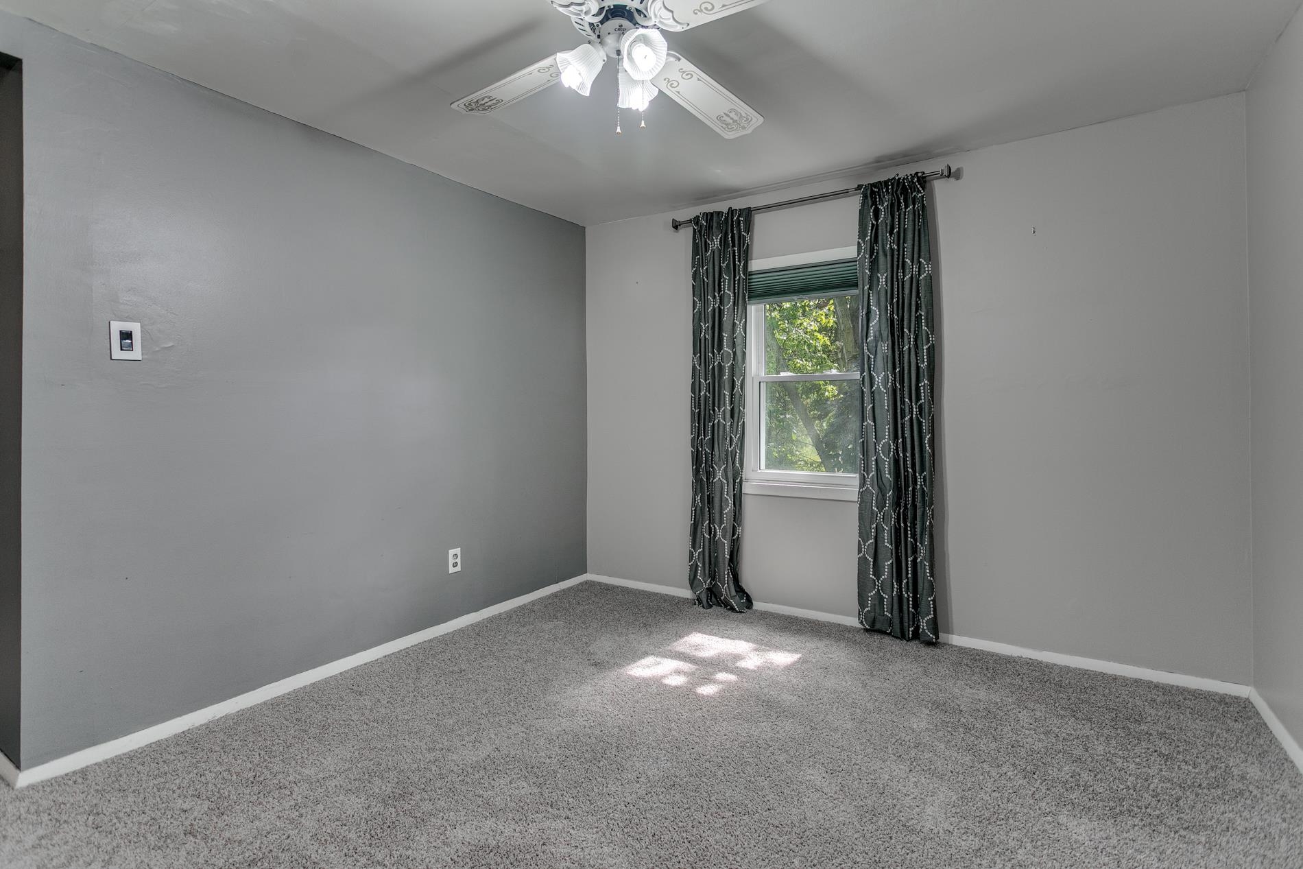 326 South Summit Street Appleton, WI 54914 - Photo 26 of 39 Gallery Image 26