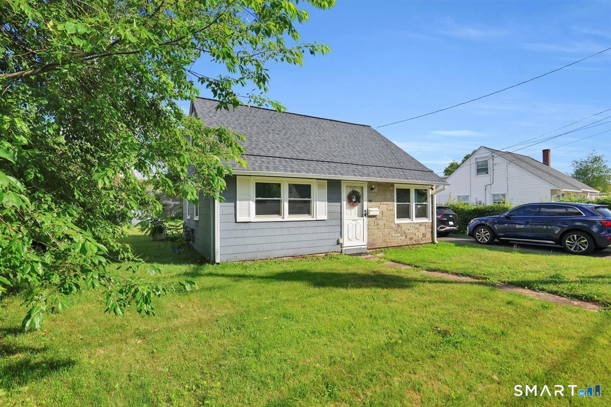 383 Glen Hills Road Meriden, CT 06451 - Photo 4 of 30