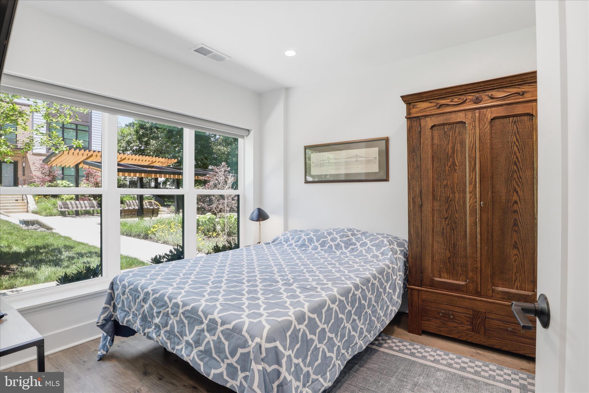 2110 Tysons Ridgeline Road Falls Church, VA 22043 - Photo 5 of 53 Entry floor bedroom