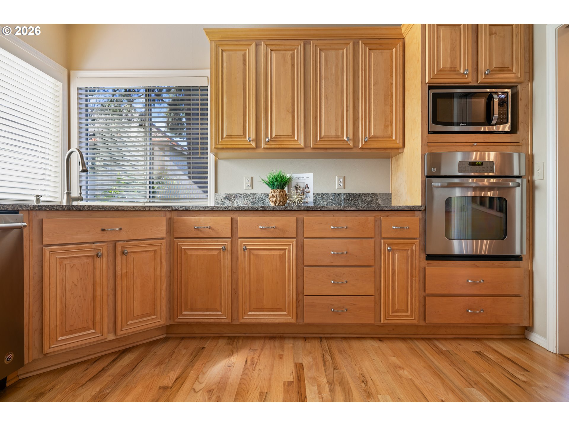 14550 Southwest 130th Avenue Portland, OR 97224 - Photo 9 of 43 Kitchen