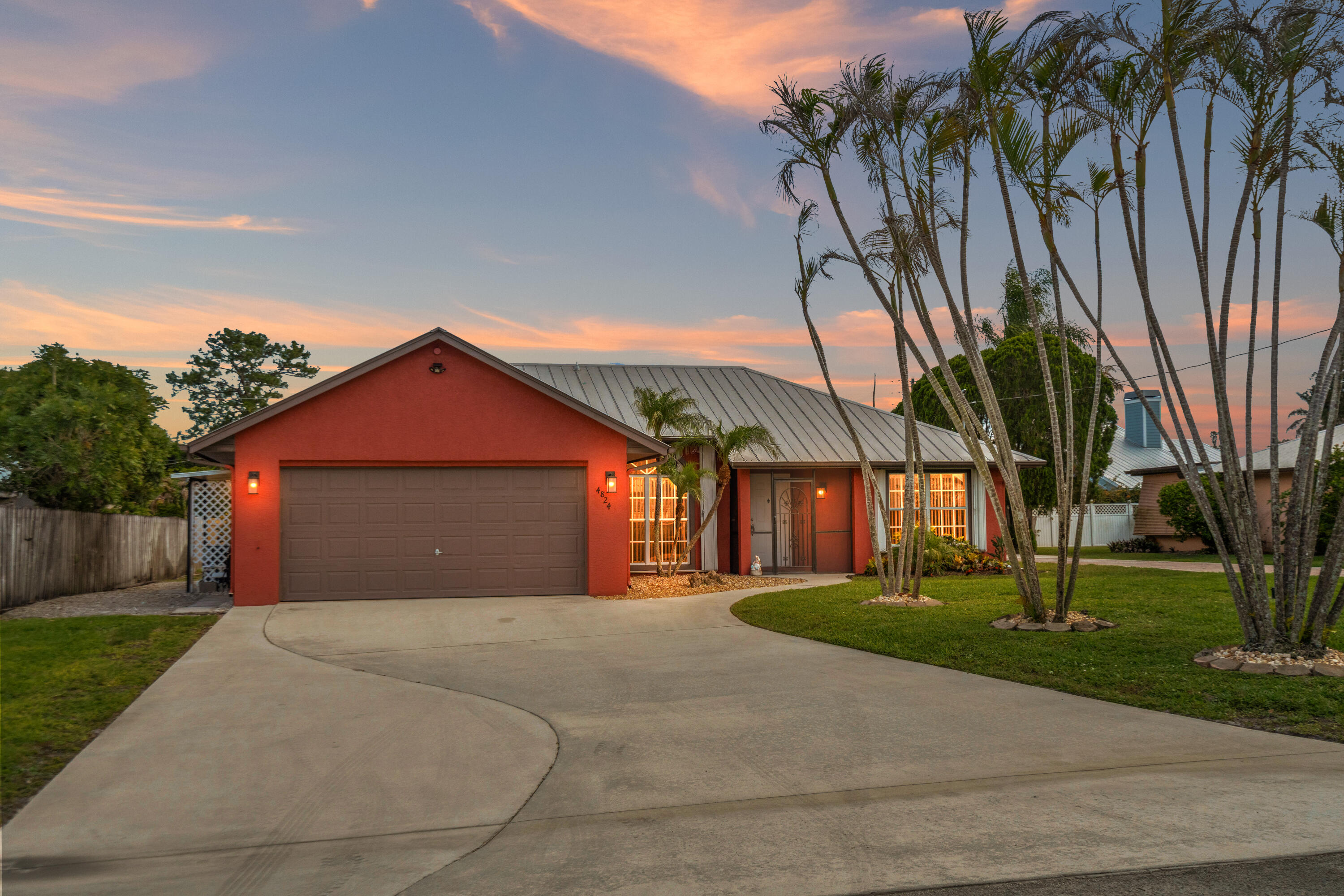 4824 Southeast Pilot Way Stuart, FL 34997 - Photo 3 of 52 DSC08275_Twilight