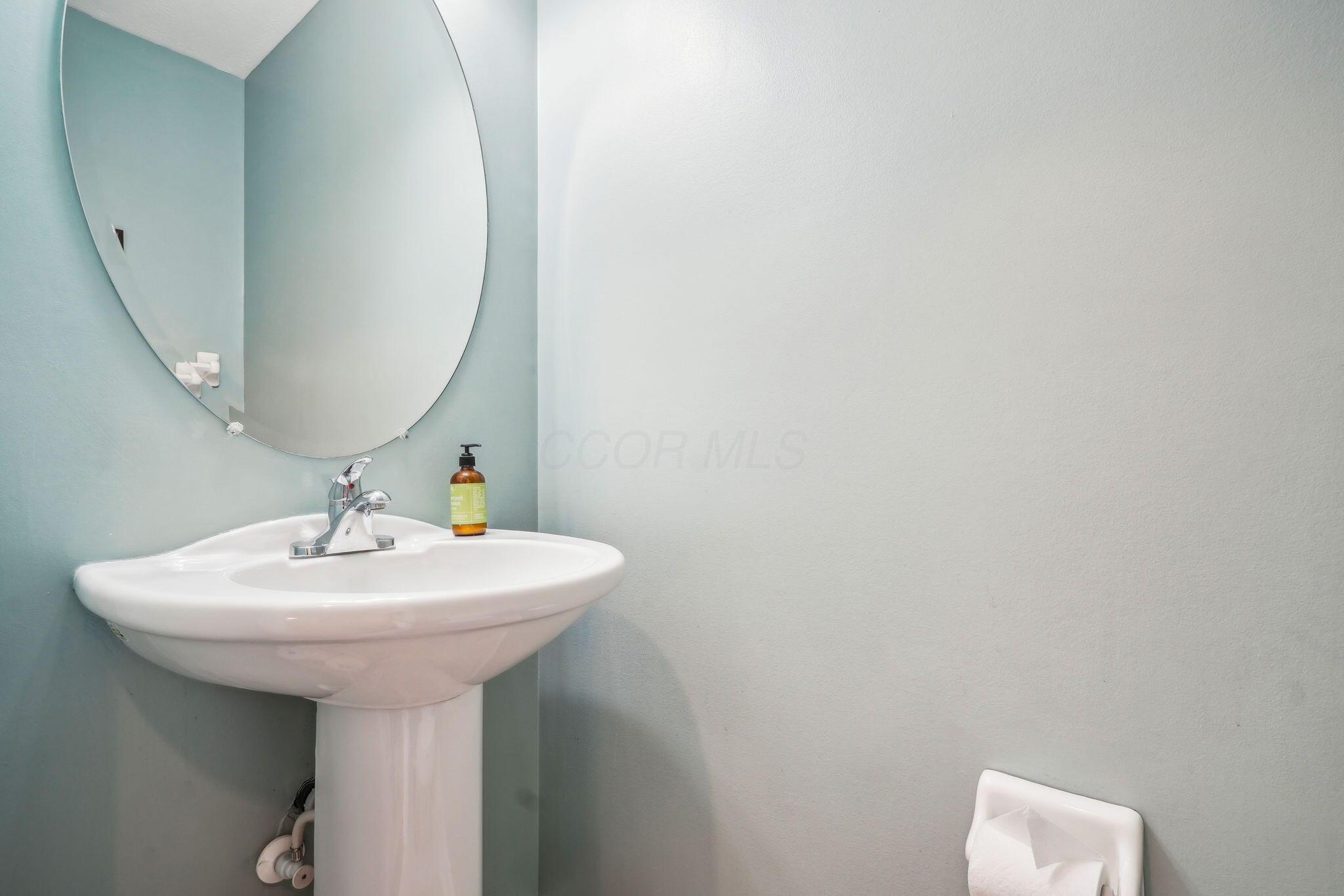 6212 Joes Hopper Road Columbus, OH 43230 - Photo 19 of 61 Entry Level Half Bath