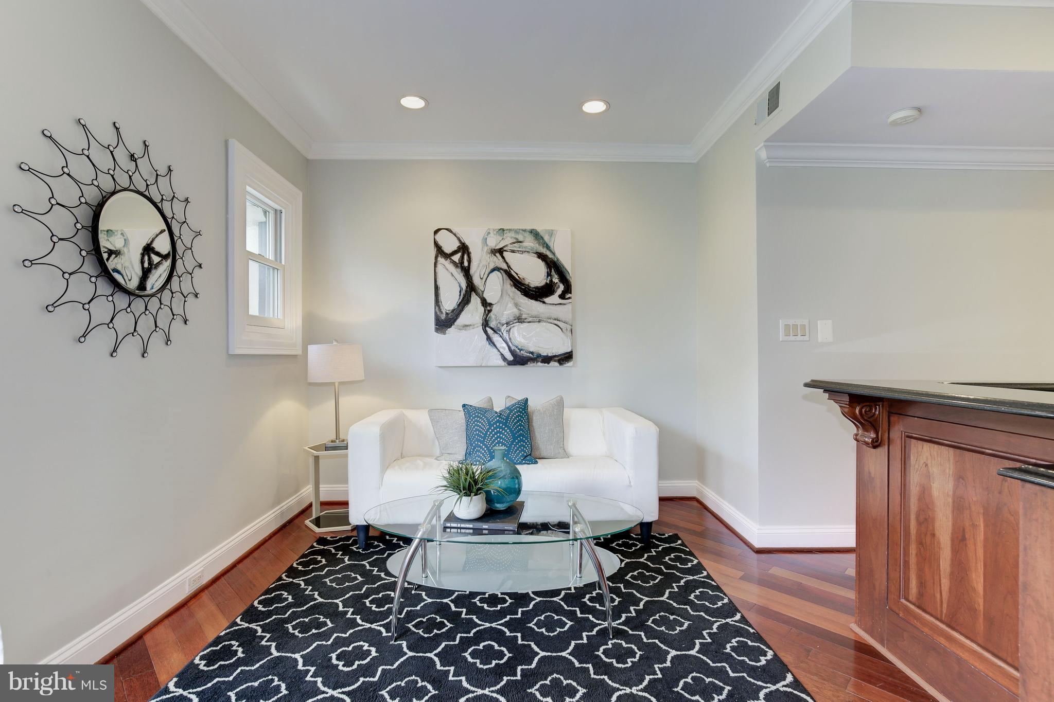 1832 Calvert Street Northwest, Unit 3 Washington, DC 20009 - Photo 5 of 29 Living Room