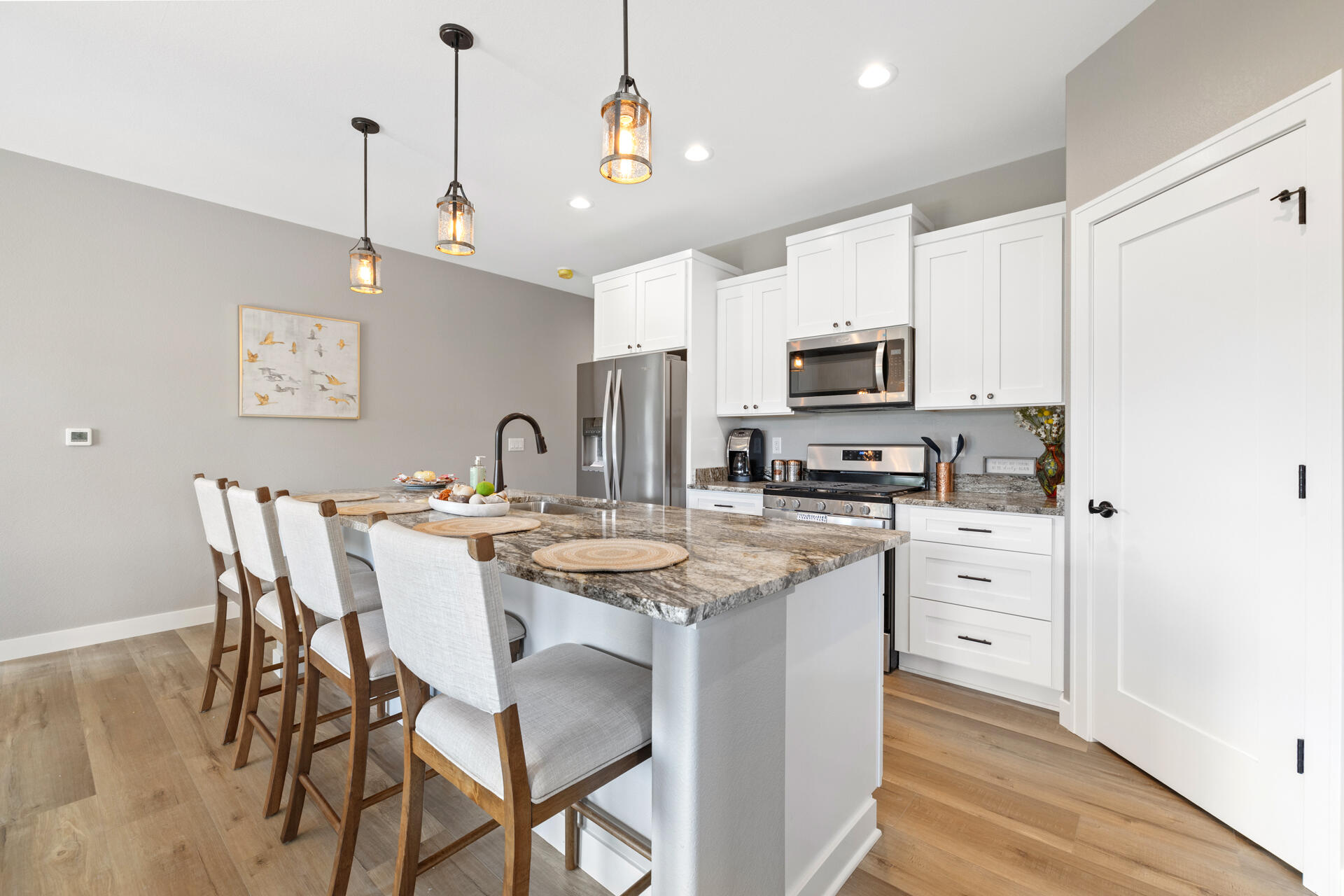 1822 Horseshoe Lane, Unit 4232 Slinger, WI 53086 - Photo 15 of 31 Interior_1832 Woodland Way-9