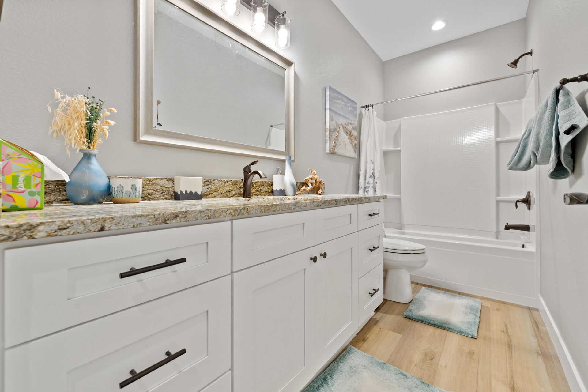 1822 Horseshoe Lane, Unit 4232 Slinger, WI 53086 - Photo 24 of 31 Interior_1832 Woodland Way-21