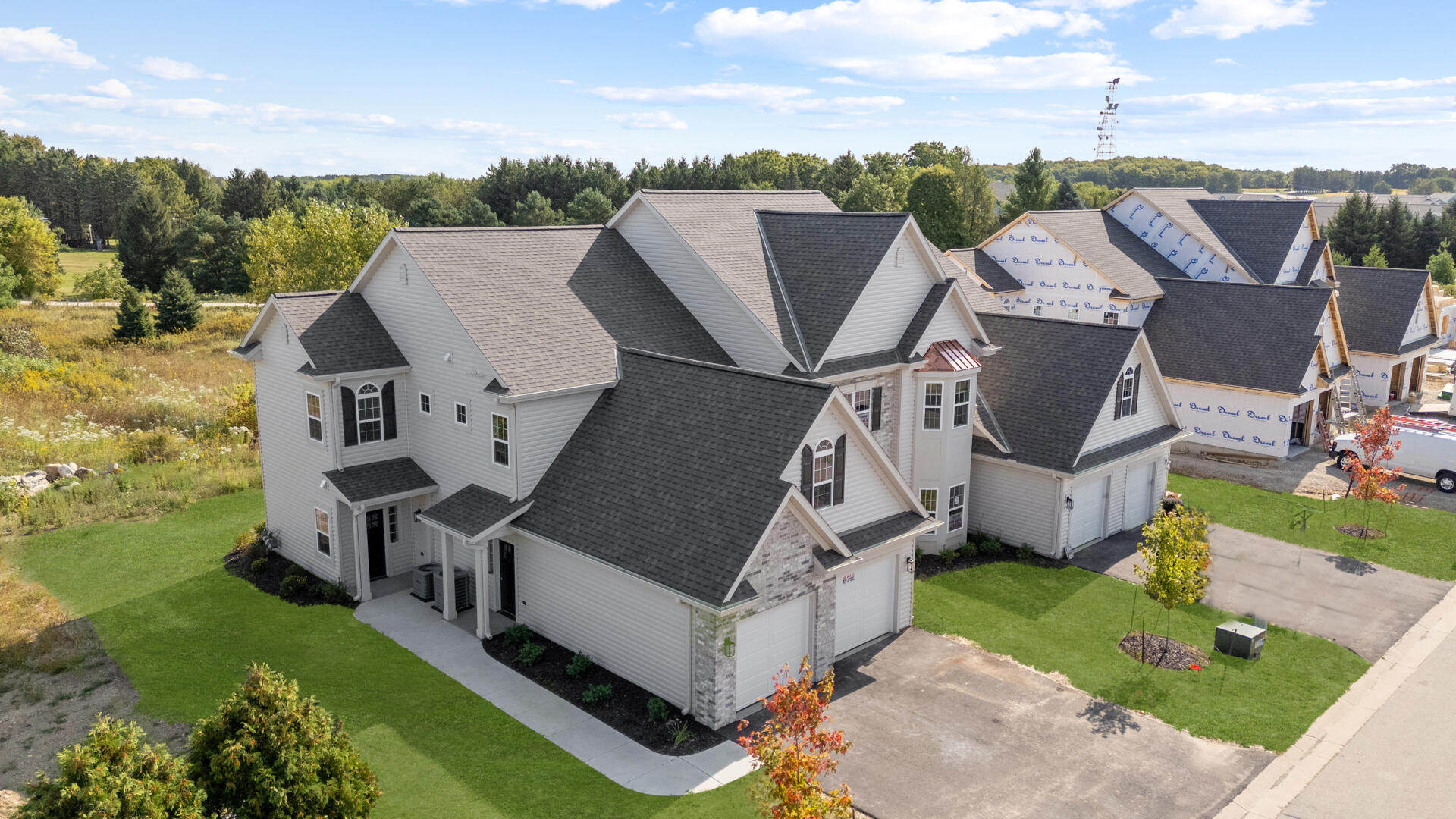 1822 Horseshoe Lane, Unit 4232 Slinger, WI 53086 - Photo 5 of 31 Exterior_1832 Woodland Way-6