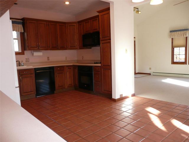 $430,000 | 1724 Boneta Avenue, St. Louis, MO 63117