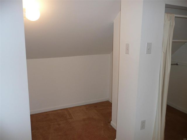 $430,000 | 1724 Boneta Avenue, St. Louis, MO 63117