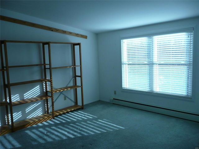 $430,000 | 1724 Boneta Avenue, St. Louis, MO 63117