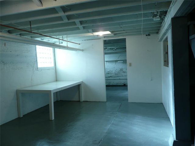 $430,000 | 1724 Boneta Avenue, St. Louis, MO 63117