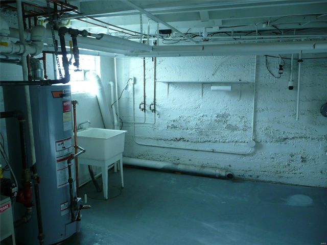 $430,000 | 1724 Boneta Avenue, St. Louis, MO 63117