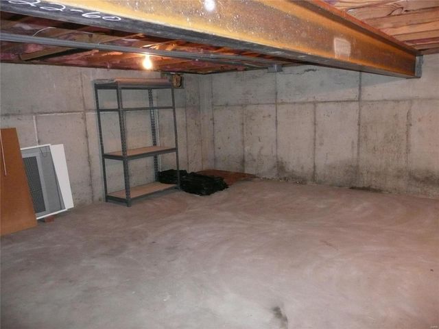 $430,000 | 1724 Boneta Avenue, St. Louis, MO 63117