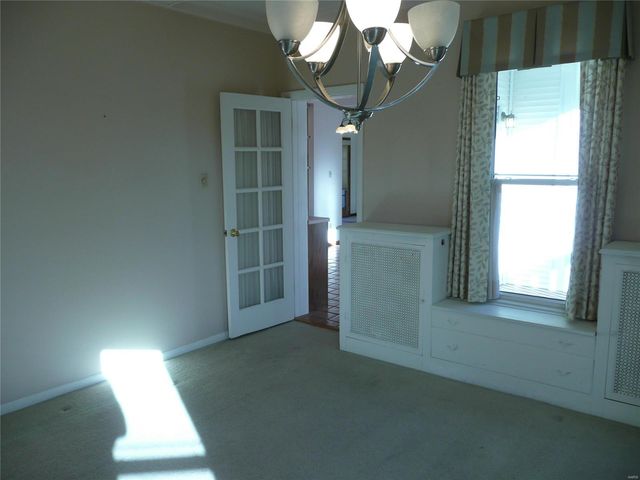 $430,000 | 1724 Boneta Avenue, St. Louis, MO 63117