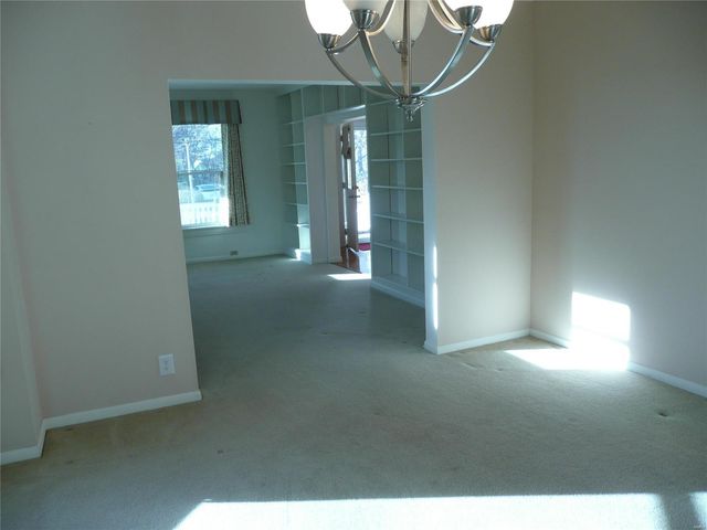 $430,000 | 1724 Boneta Avenue, St. Louis, MO 63117