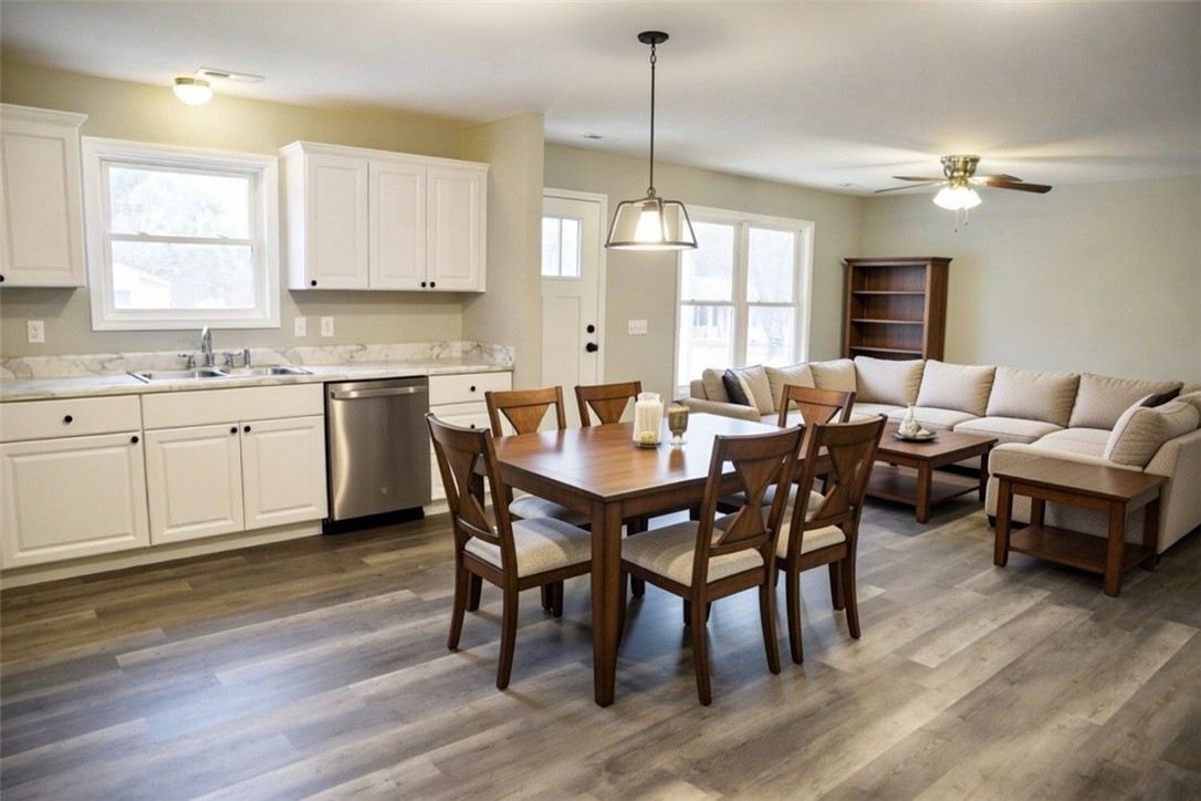 106 Simpson Street Westminster, SC 29693 - Photo 6 of 29 virtual staging