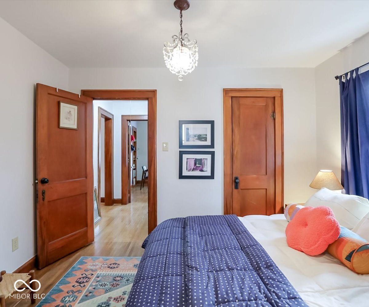 626 South Mitchell Street Bloomington, IN 47401 - Photo 23 of 41