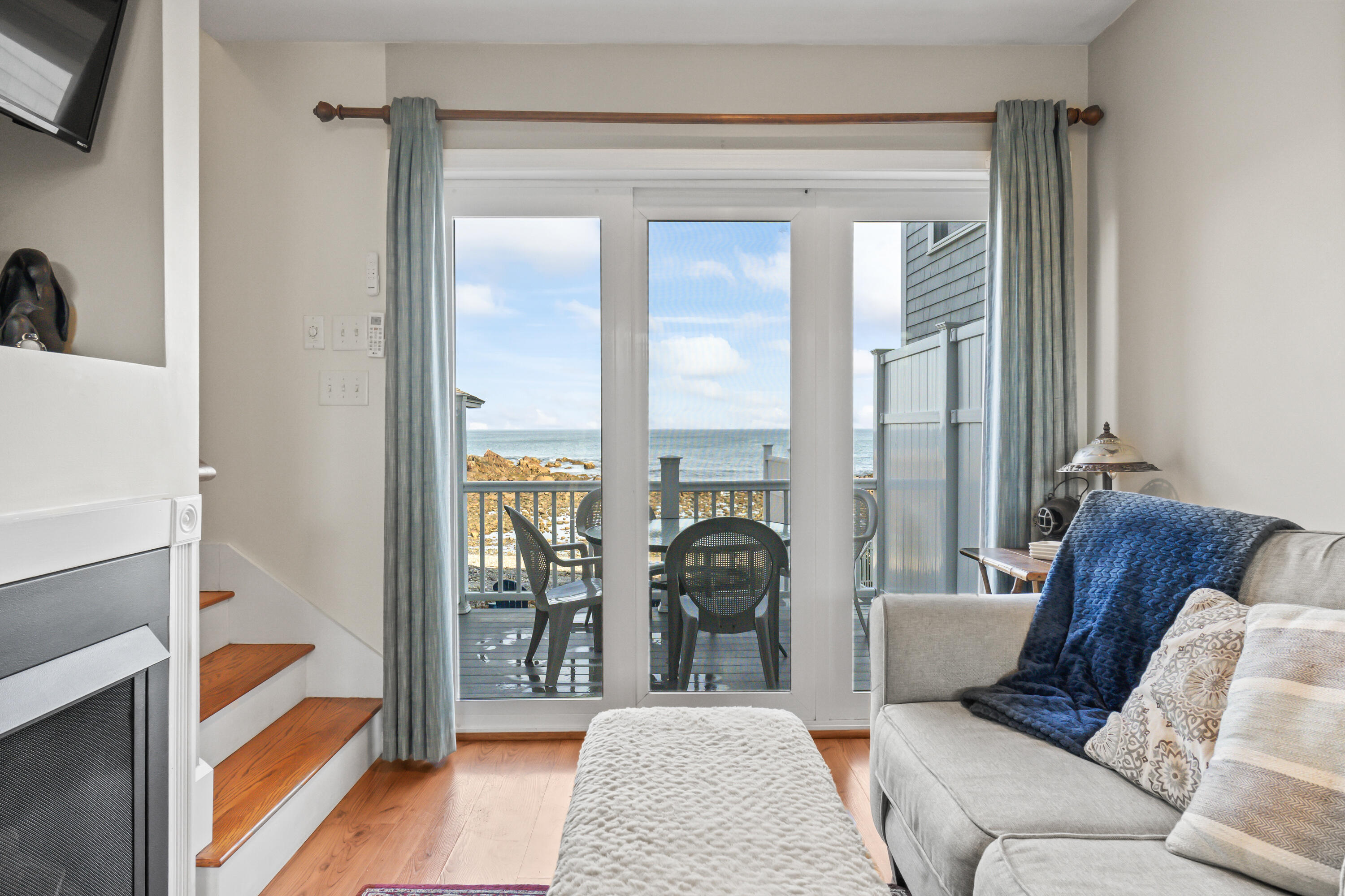113 Perkins Cove Road Ogunquit, ME 03907 - Photo 7 of 40