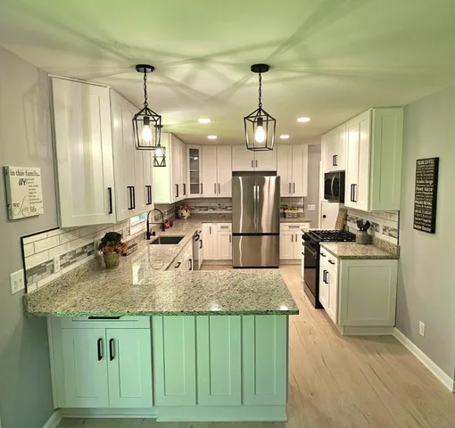 $379,900 | 233 Inlet Shore Drive, Delavan, WI 53115