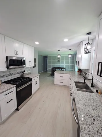 $379,900 | 233 Inlet Shore Drive, Delavan, WI 53115