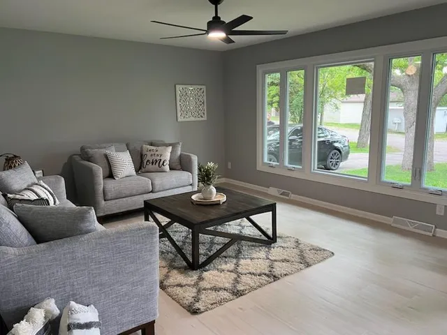 $379,900 | 233 Inlet Shore Drive, Delavan, WI 53115