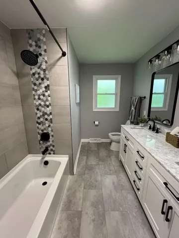 $379,900 | 233 Inlet Shore Drive, Delavan, WI 53115