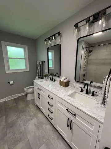 $379,900 | 233 Inlet Shore Drive, Delavan, WI 53115