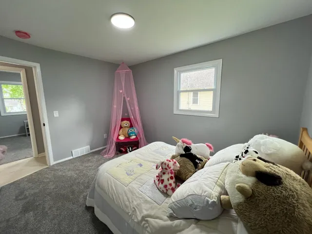 $379,900 | 233 Inlet Shore Drive, Delavan, WI 53115