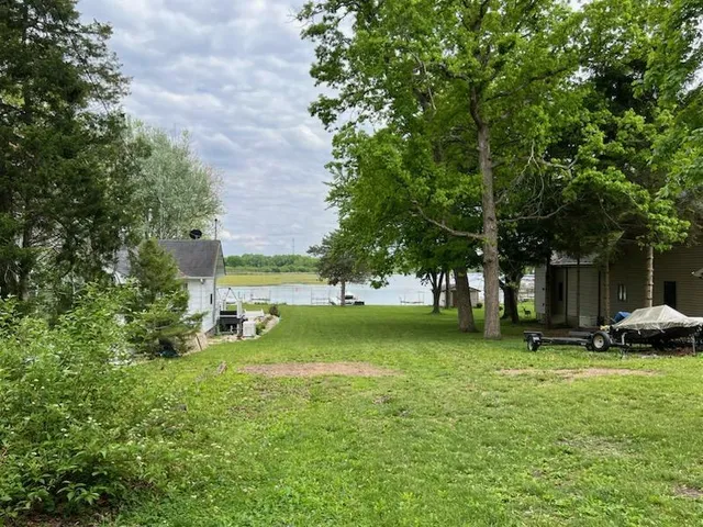 $379,900 | 233 Inlet Shore Drive, Delavan, WI 53115